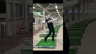 回転とは違う力で打つ